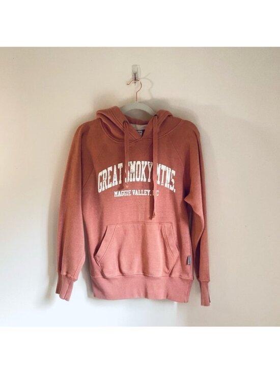 Vintage Wear By Baypoint Tops - Great Smoky Mountains Maggie Valley, NC Hoodie Coral/Cream Size S